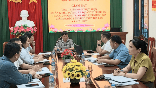 Thường trực HĐND xã Hữu Liên giám sát việc thực hiện Chương trình mục tiêu quốc gia giảm nghèo bền vững